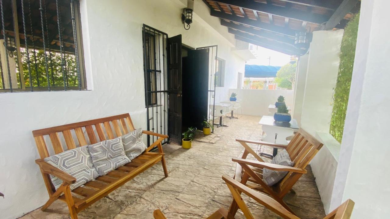 Hotel Don Carmelo Managua Bagian luar foto
